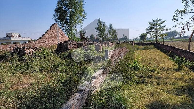 سوئے-اے-اصل روڈ لاہور میں 1 کنال کمرشل پلاٹ 1.4 کروڑ میں برائے فروخت۔