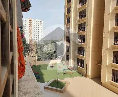 1350 Square Feet Flat In Central Chapal Courtyard For sale