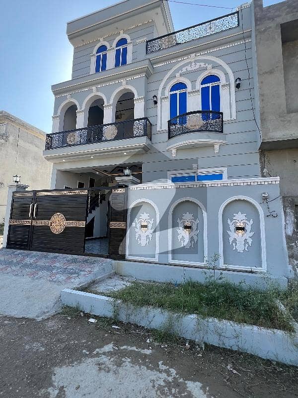 Double Storey House in J Block