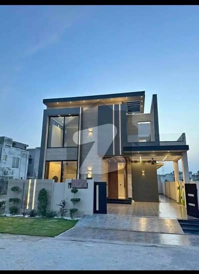 10 Marla Ultra Modern House For Sale 10 Marla Ultra Modern House For Sale