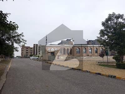 ایم پی سی ایچ ایس - بلاک ای ایم پی سی ایچ ایس ۔ ملٹی گارڈنز,بی ۔ 17,اسلام آباد میں 8 مرلہ رہائشی پلاٹ 1.0 کروڑ میں برائے فروخت۔