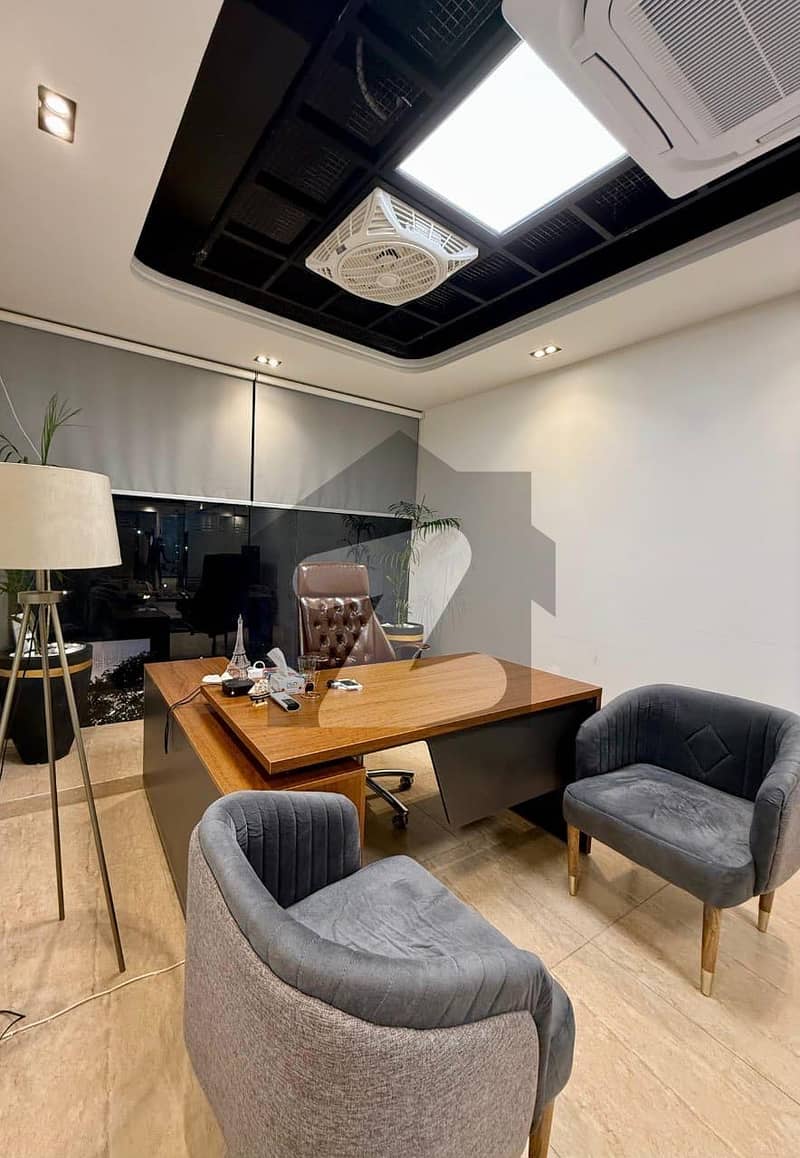 گلبرگ لاہور میں 13 مرلہ دفتر 5.0 لاکھ میں کرایہ پر دستیاب ہے۔ گلبرگ لاہور میں 13 مرلہ دفتر 5.0 لاکھ میں کرایہ پر دستیاب ہے۔