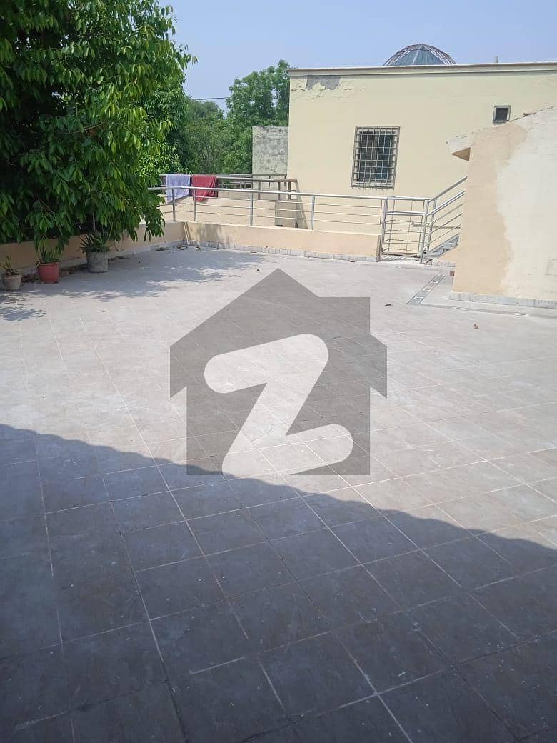 Mian Cantt 30 Marla Upper Portion For Rent