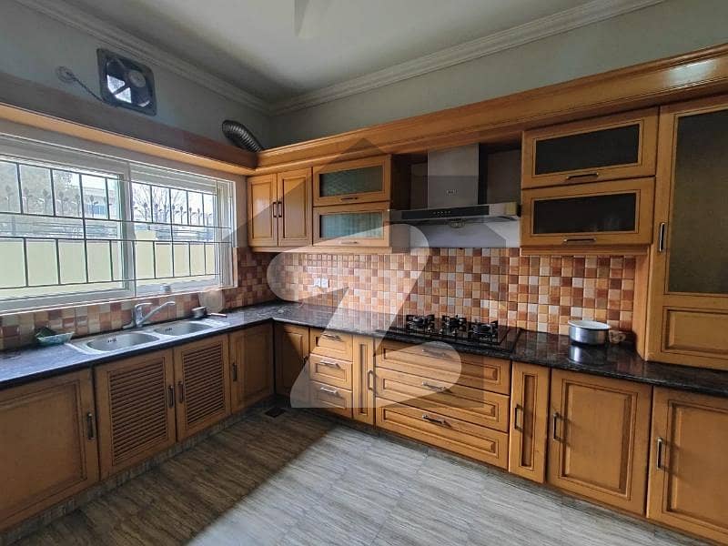 1 Kanal Ground Portion 1 Kanal Ground Portion