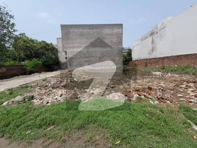 6 Marla Corner Plot for Sale Prime Location with Airport Road Access!