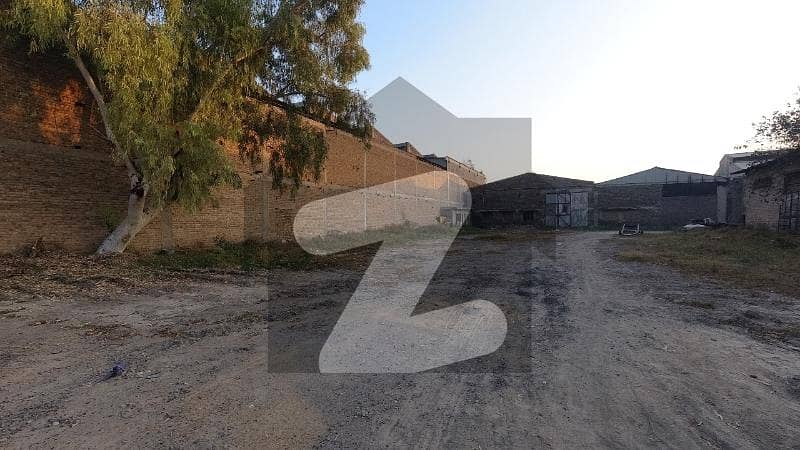 گولرا موڑ اسلام آباد میں 12 کنال کمرشل پلاٹ 30.0 ارب میں برائے فروخت۔