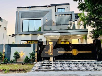 ویلینشیاء ہاؤسنگ سوسائٹی لاہور میں 5 کمروں کا 10 مرلہ مکان 4.7 کروڑ میں برائے فروخت۔ ویلینشیاء ہاؤسنگ سوسائٹی لاہور میں 5 کمروں کا 10 مرلہ مکان 4.7 کروڑ میں برائے فروخت۔