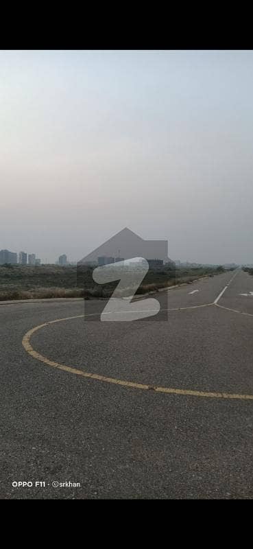 ڈی ایچ اے فیز 8 ڈی ایچ اے ڈیفینس,کراچی میں 1 کنال رہائشی پلاٹ 5.5 کروڑ میں برائے فروخت۔ ڈی ایچ اے فیز 8 ڈی ایچ اے ڈیفینس,کراچی میں 1 کنال رہائشی پلاٹ 5.5 کروڑ میں برائے فروخت۔