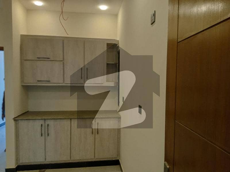 بحریہ پیراڈائز بحریہ ٹاؤن راولپنڈی,راولپنڈی میں 1 کمرے کا 3 مرلہ فلیٹ 50.0 ہزار میں کرایہ پر دستیاب ہے۔