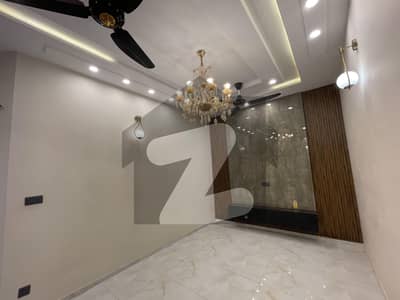 8 Marla, Brand New, Designer House Available For Sale In Ideal Location of Mumtaz City