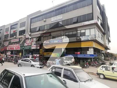 جی ۔ 11 مرکز جی ۔ 11,اسلام آباد میں 2 مرلہ Studio دکان 2.5 کروڑ میں برائے فروخت۔