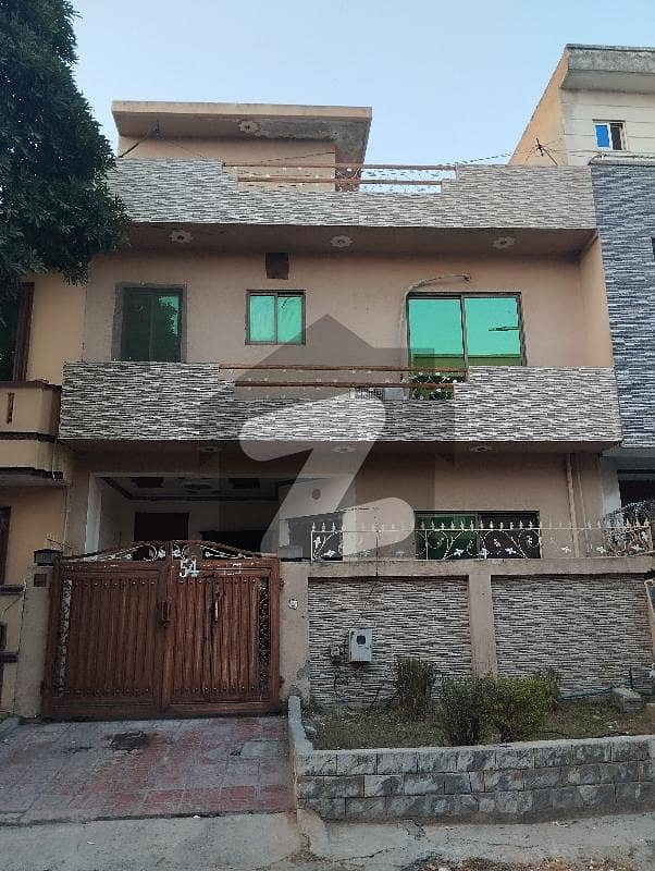 جی ۔ 13 اسلام آباد میں 2 کمروں کا 4 مرلہ زیریں پورشن 48.0 ہزار میں کرایہ پر دستیاب ہے۔