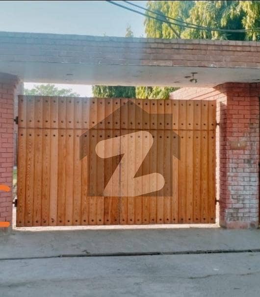 4 Kanal Bunglow In (Reasonable Price) 4 Kanal Bunglow In (Reasonable Price)