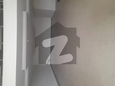 ڈی ایچ اے فیز 5 ڈیفنس (ڈی ایچ اے),لاہور میں 8 مرلہ دکان 5.0 لاکھ میں کرایہ پر دستیاب ہے۔