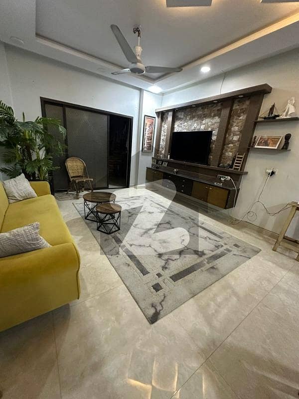 Fair-Priced 2200 Square Feet Flat Available In Clifton