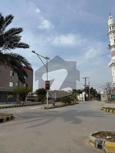 1 KANAL PLOT AVAILABLE FOR SALE NEAR PARK AND MOSQUE