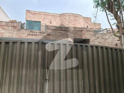 dha phase 2 Kanal Upper portion for rent dha phase 2 Kanal Upper portion for rent