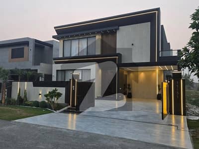 1 Kanal ultra modern with beautiful finishing house for sale