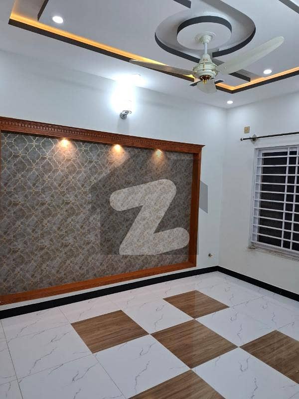 میڈیا ٹاؤن راولپنڈی میں 3 کمروں کا 12 مرلہ بالائی پورشن 75.0 ہزار میں کرایہ پر دستیاب ہے۔ میڈیا ٹاؤن راولپنڈی میں 3 کمروں کا 12 مرلہ بالائی پورشن 75.0 ہزار میں کرایہ پر دستیاب ہے۔