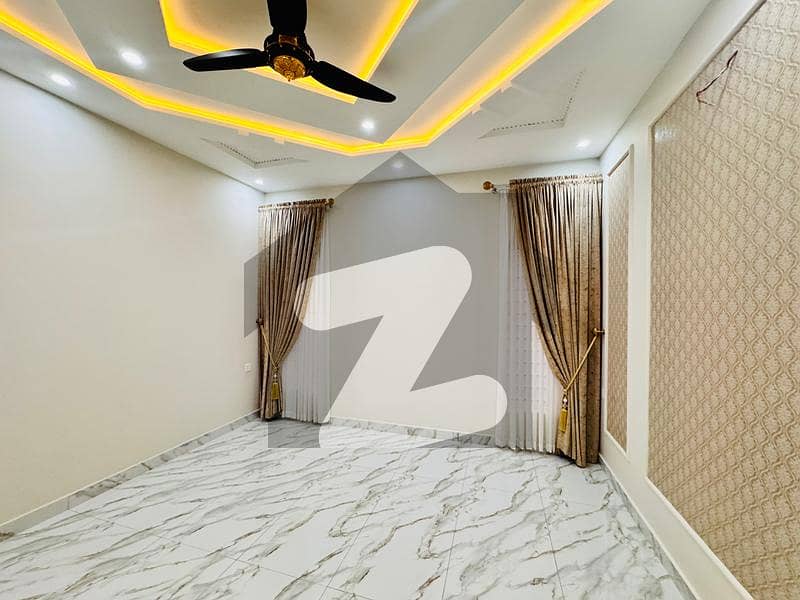 10 Marla House for rent Citi Housing Gujranwala