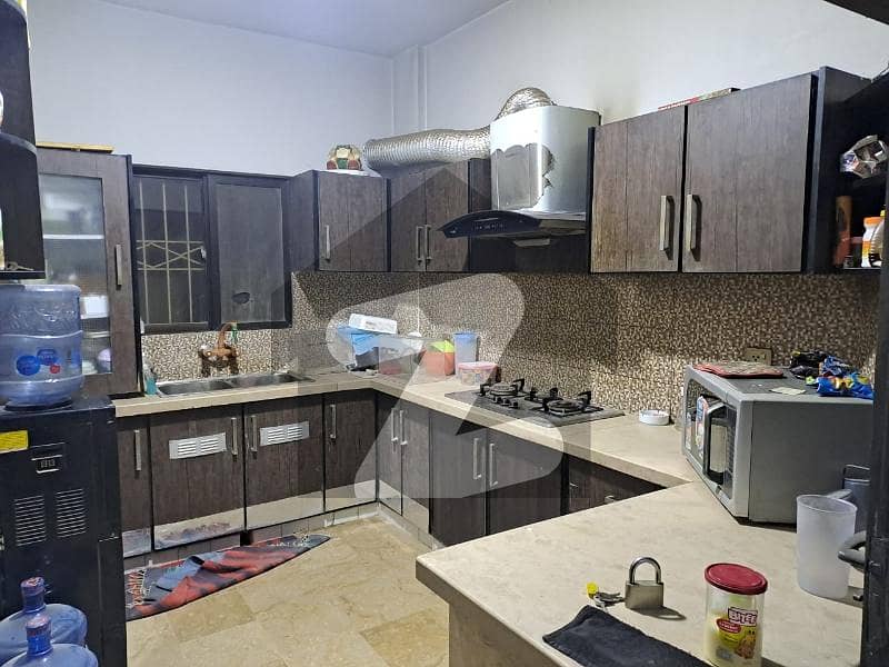 ROAD FACING 3BED DD APARTMENT