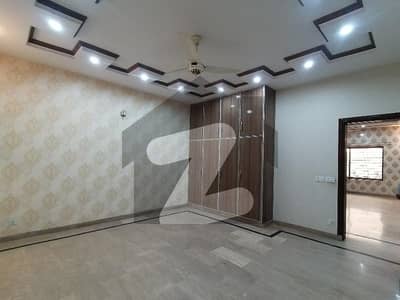 ای ایم ای سوسائٹی ۔ بلاک بی ای ایم ای سوسائٹی,لاہور میں 3 کمروں کا 1 کنال بالائی پورشن 75.0 ہزار میں کرایہ پر دستیاب ہے۔