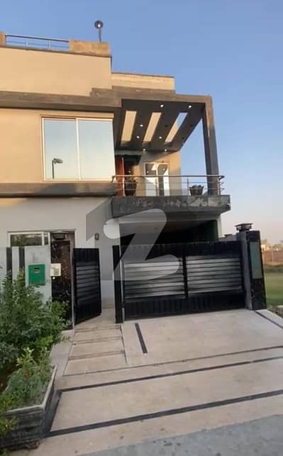 5 Marla Double Story House For Sale In E Block