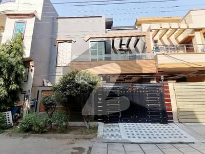 Prime Location 5 Marla House In Only Rs. 22000000