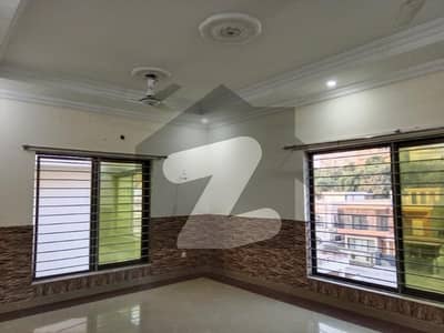 بحریہ ٹاؤن فیز 3 بحریہ ٹاؤن راولپنڈی,راولپنڈی میں 3 کمروں کا 1 کنال بالائی پورشن 1.2 لاکھ میں کرایہ پر دستیاب ہے۔ بحریہ ٹاؤن فیز 3 بحریہ ٹاؤن راولپنڈی,راولپنڈی میں 3 کمروں کا 1 کنال بالائی پورشن 1.2 لاکھ میں کرایہ پر دستیاب ہے۔