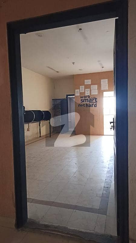 مین بلیوارڈ گلبرگ گلبرگ,لاہور میں 1 کمرے کا 2 مرلہ دفتر 32.0 ہزار میں کرایہ پر دستیاب ہے۔ مین بلیوارڈ گلبرگ گلبرگ,لاہور میں 1 کمرے کا 2 مرلہ دفتر 32.0 ہزار میں کرایہ پر دستیاب ہے۔