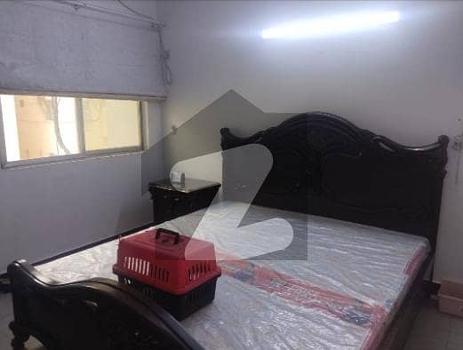 Female Room Available Clifton Block 5 Female Room Available Clifton Block 5