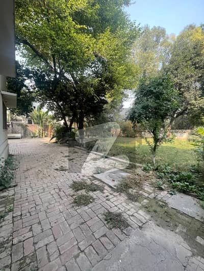 5Kanal-3Marla COLLEGE ROAD, GOR-1, MALL ROAD