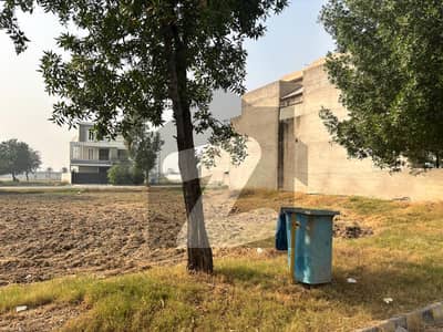 10 Marla Plot for sale at 60 ft Road prime Location 10 Marla Plot for sale at 60 ft Road prime Location