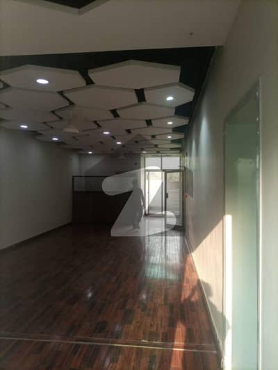 ڈی ایچ اے فیز 1 - بلاک ایچ فیز 1,ڈیفنس (ڈی ایچ اے),لاہور میں 2 کمروں کا 7 مرلہ دفتر 1.6 لاکھ میں کرایہ پر دستیاب ہے۔