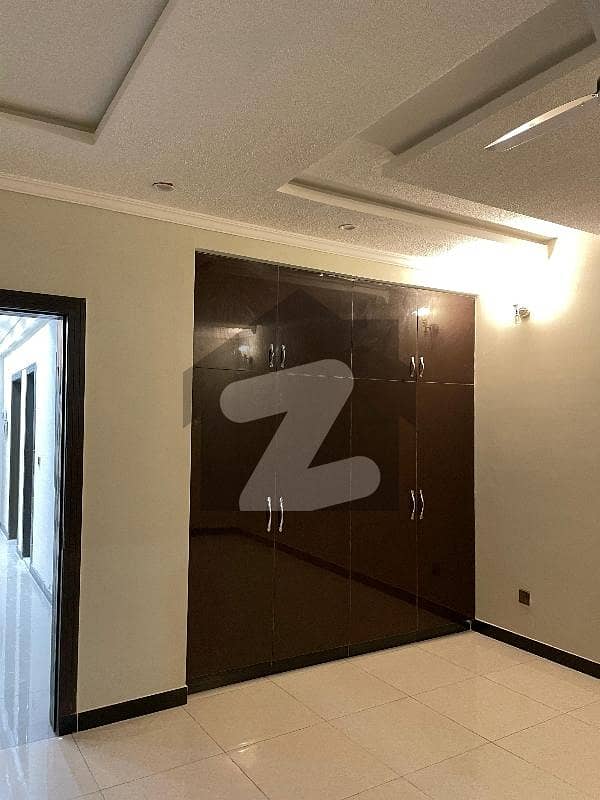 Apartment For Rent in F-11 Executive Heights Apartment For Rent in F-11 Executive Heights