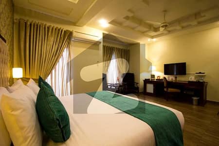 ایف ۔ 8 اسلام آباد میں 11 کمروں کا 1 کنال مکان 30.0 لاکھ میں کرایہ پر دستیاب ہے۔