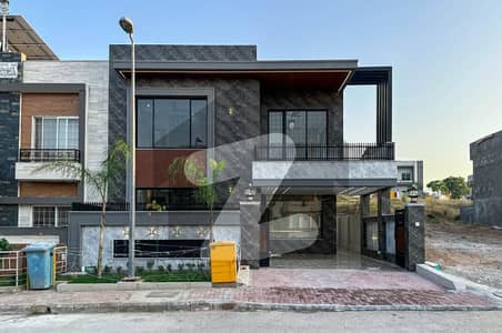 بحریہ ہلز بحریہ ٹاؤن فیز 8,بحریہ ٹاؤن راولپنڈی,راولپنڈی میں 5 کمروں کا 11 مرلہ مکان 5.9 کروڑ میں برائے فروخت۔ بحریہ ہلز بحریہ ٹاؤن فیز 8,بحریہ ٹاؤن راولپنڈی,راولپنڈی میں 5 کمروں کا 11 مرلہ مکان 5.9 کروڑ میں برائے فروخت۔