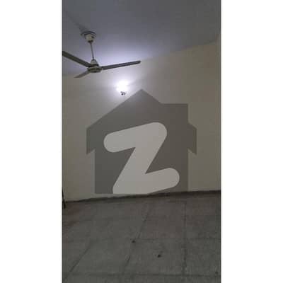 عسکری 10 راولپنڈی میں 3 کمروں کا 10 مرلہ مکان 1.45 لاکھ میں کرایہ پر دستیاب ہے۔