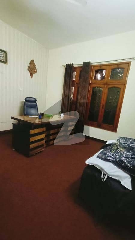 1 KANAL LOWER INDEPENDENT PORTION FOR RENT 1 KANAL LOWER INDEPENDENT PORTION FOR RENT