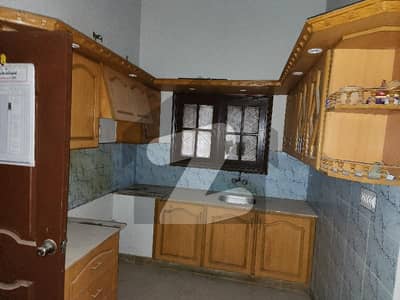 گلستانِِ جوہر ۔ بلاک 12 گلستانِ جوہر,کراچی میں 4 کمروں کا 5 مرلہ مکان 2.6 کروڑ میں برائے فروخت۔