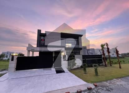 1 Kanal Elegant House In DHA Phase 7