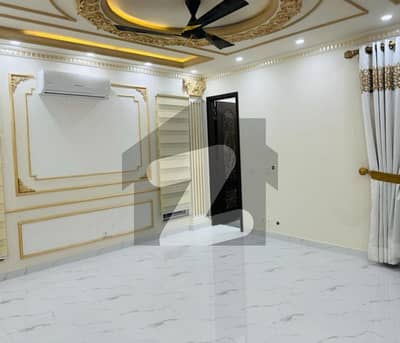 Prime Location 1 Kanal Upper Portion for Rent in DHA Lahore Phase 2 Block R Prime Location 1 Kanal Upper Portion for Rent in DHA Lahore Phase 2 Block R