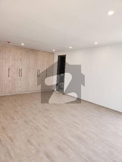 Brand-New 2 Bedroom 8th Floor