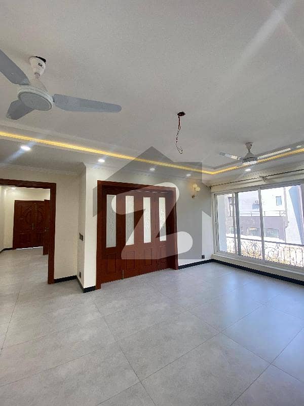 1 Kanal Upper Portion For Rent 1 Kanal Upper Portion For Rent