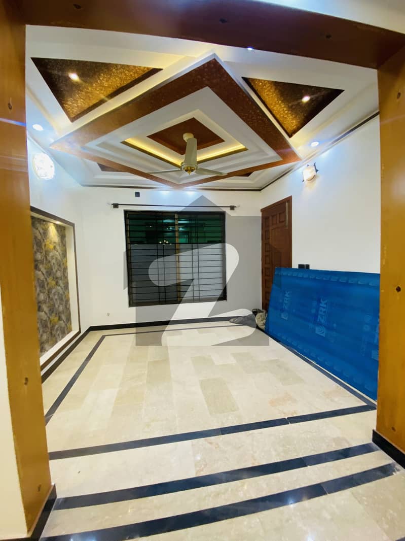 جی ۔ 13 اسلام آباد میں 2 کمروں کا 4 مرلہ بالائی پورشن 60.0 ہزار میں کرایہ پر دستیاب ہے۔ جی ۔ 13 اسلام آباد میں 2 کمروں کا 4 مرلہ بالائی پورشن 60.0 ہزار میں کرایہ پر دستیاب ہے۔