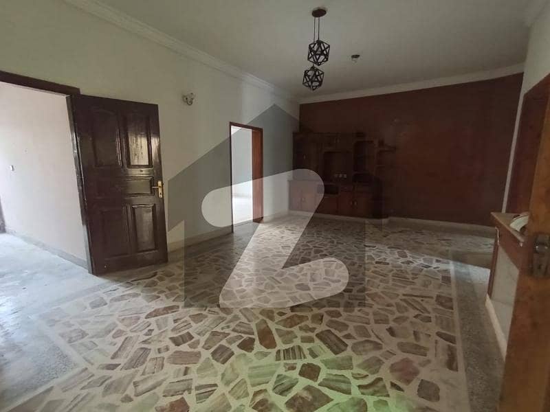 I-8/3 Double Storey House Available For Rent I-8/3 Double Storey House Available For Rent