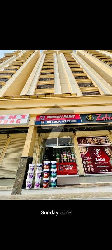 shop Available. For rent