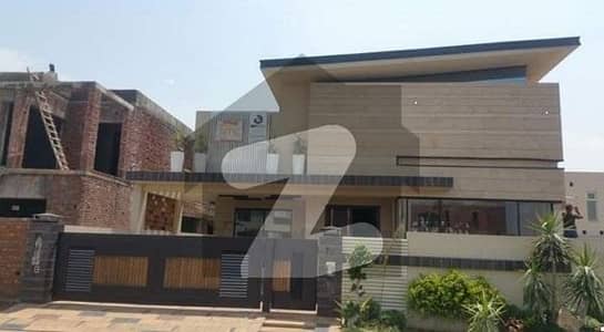 ڈی ایچ اے فیز 3 ڈیفنس (ڈی ایچ اے),لاہور میں 4 کمروں کا 10 مرلہ مکان 1.6 لاکھ میں کرایہ پر دستیاب ہے۔ ڈی ایچ اے فیز 3 ڈیفنس (ڈی ایچ اے),لاہور میں 4 کمروں کا 10 مرلہ مکان 1.6 لاکھ میں کرایہ پر دستیاب ہے۔