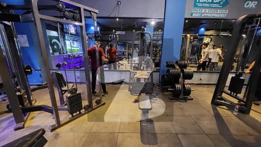 3500 Square Feet Commercial Space Is Available On Main Tariq Road 24/7 Building