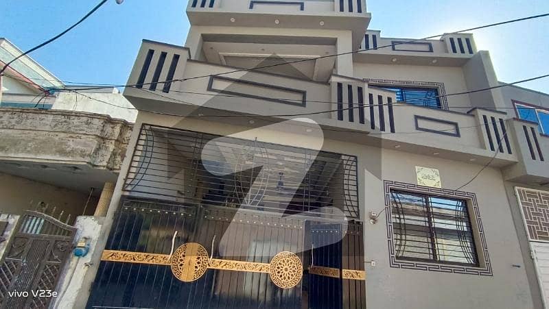 اڈیالہ روڈ راولپنڈی میں 4 کمروں کا 5 مرلہ مکان 1.6 کروڑ میں برائے فروخت۔